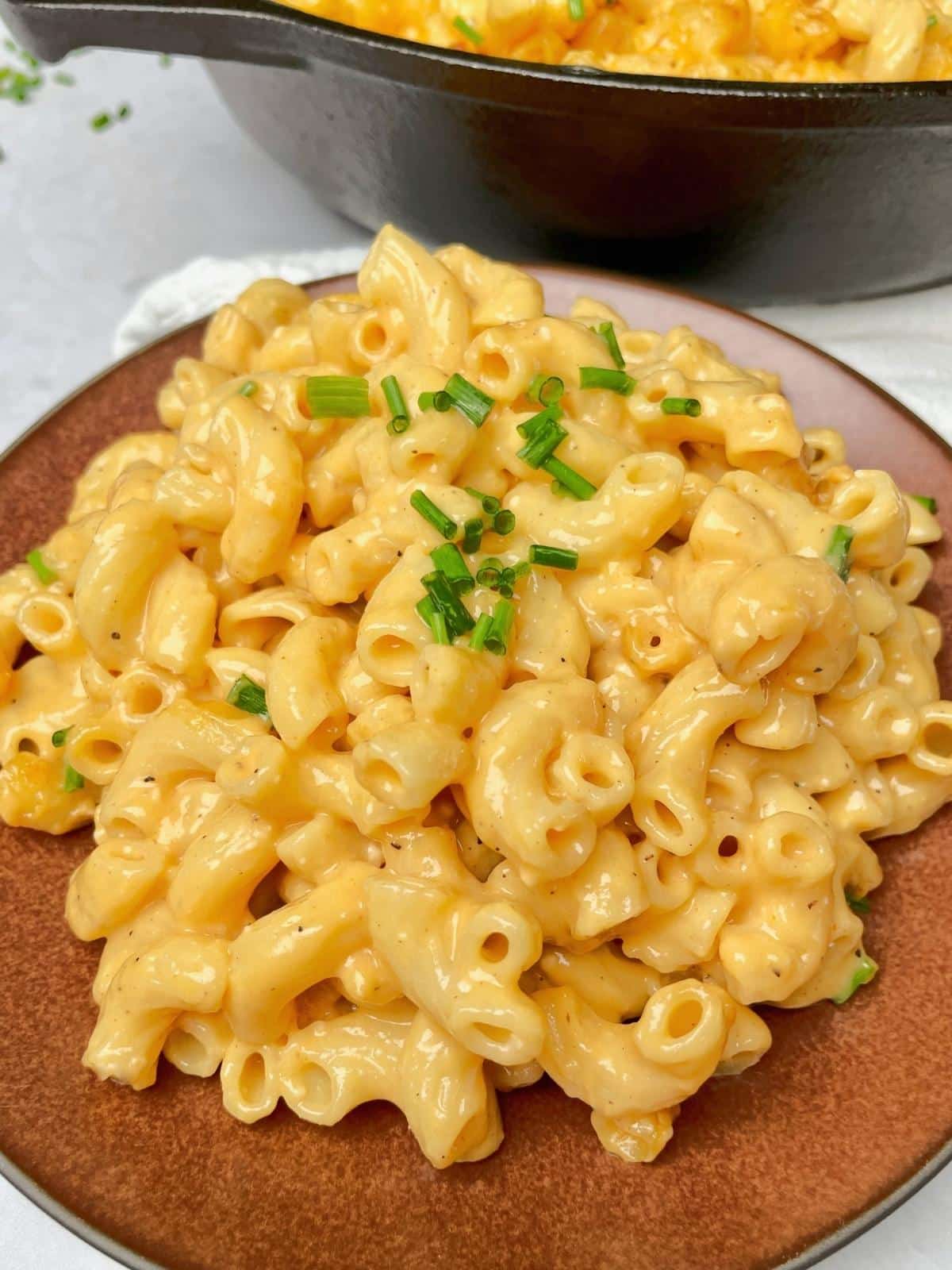 Plate of vegan macaroni and cheese.