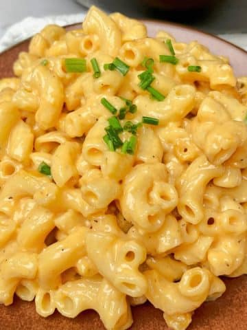 Up close view of vegan macaroni and cheese.